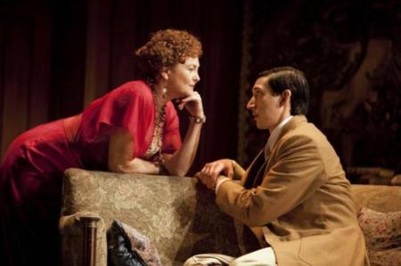 无情而自由的卢梭：16岁和女仆同居，17岁投入29岁华伦夫人怀抱