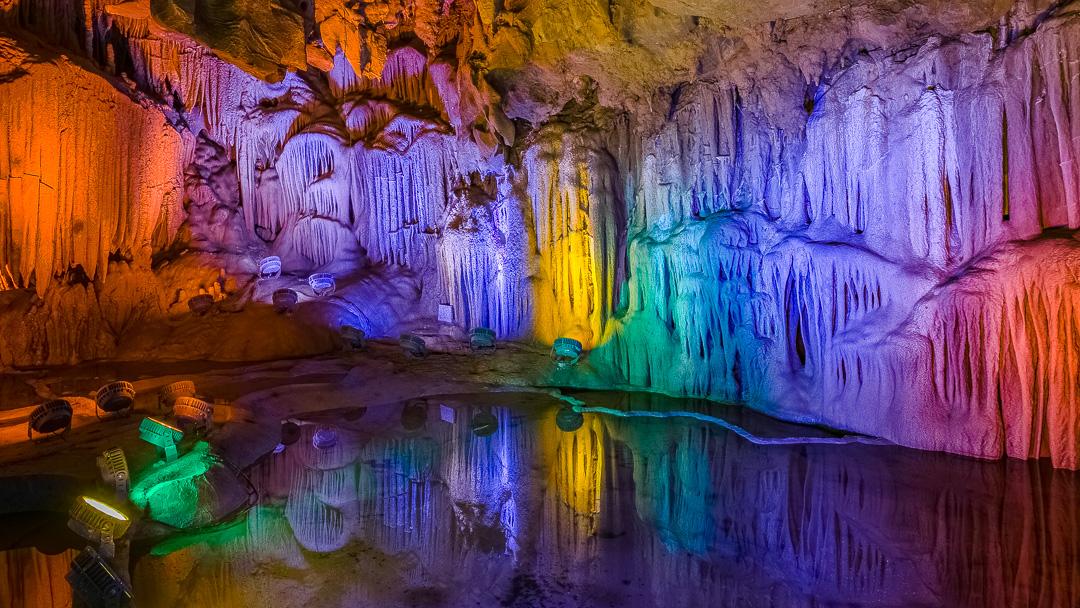 你可知道亚洲溶洞中最大最美的钟乳石在什么地方