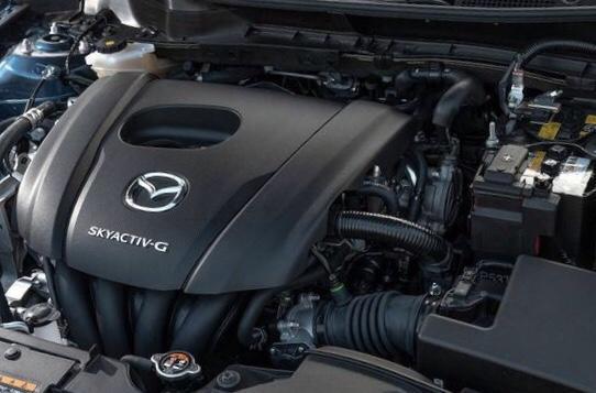 6速手动变速箱+HUD抬头显示,2020款马自达2