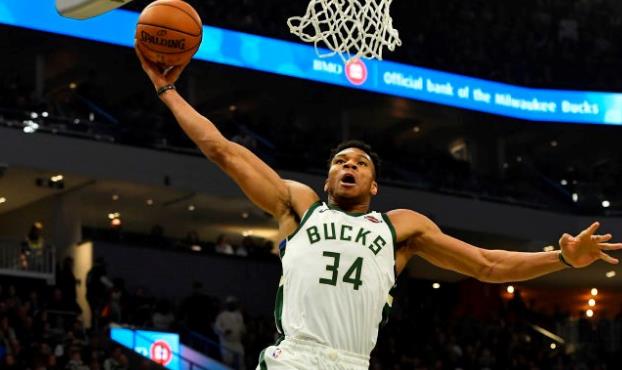 阿德托昆博:眼睛没事,但是被戳到后很难看清|阿德托|雄鹿|阿德托昆博