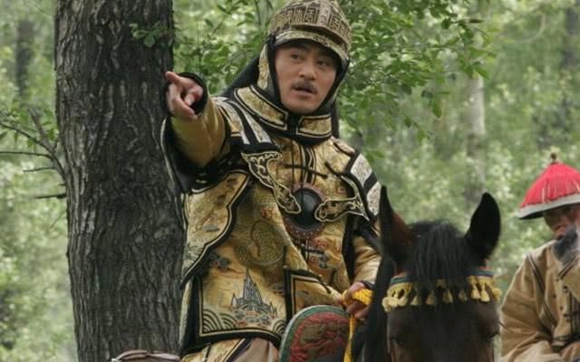 故宫门匾上有支箭头已经存在了200多年是谁射上去的