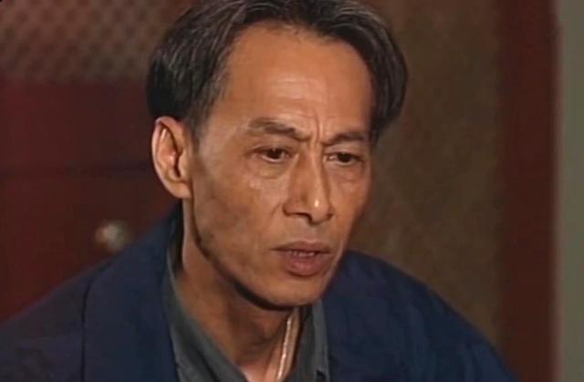 76岁求叔黄树棠近照曝光满头白发仍跑商演批徐克急功近利