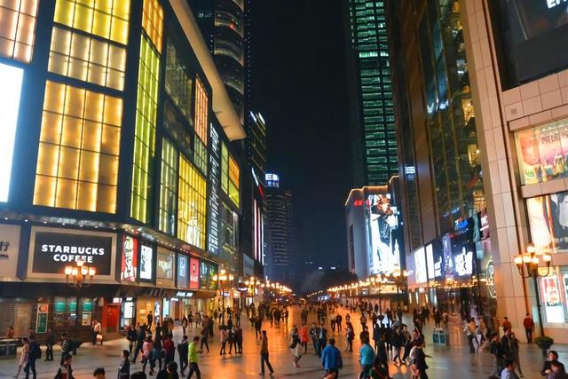 中国最繁华的8条步行街,每天都挤满了游客,你去过几条?