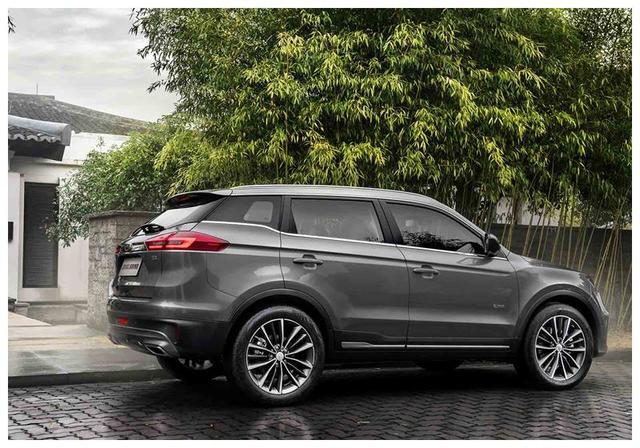 又一“黑心”国产车被揪出？车主车身挂横幅：买了就后悔！休闲区蓝鸢梦想 - Www.slyday.coM