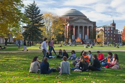 美国数十万大学生被校方追踪位置,监控真的能督促学习?