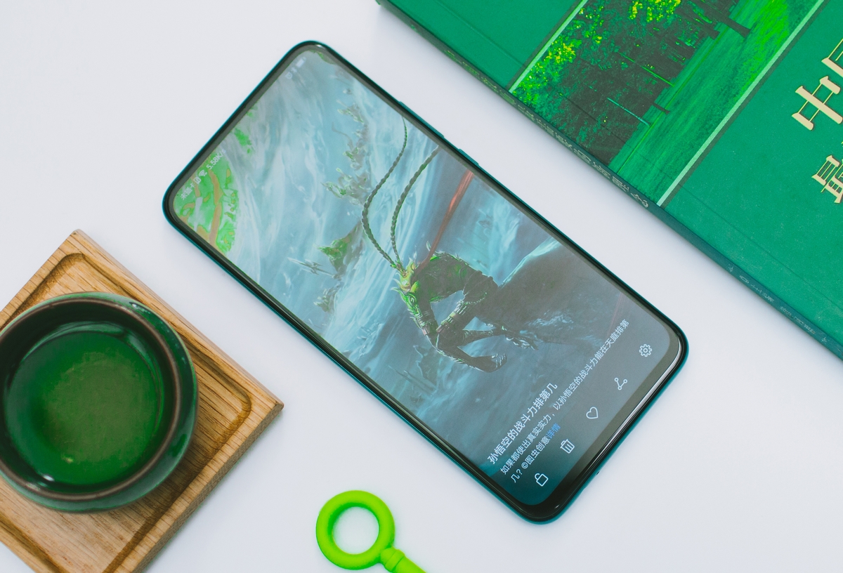 4800万超清摄像头 华为畅享10 Plus定格漫美冬日