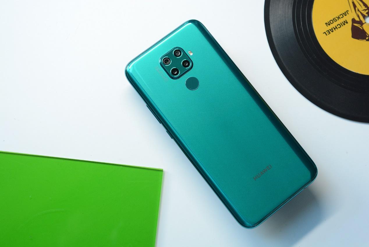 华为nova 5z潮拍跨年新利器