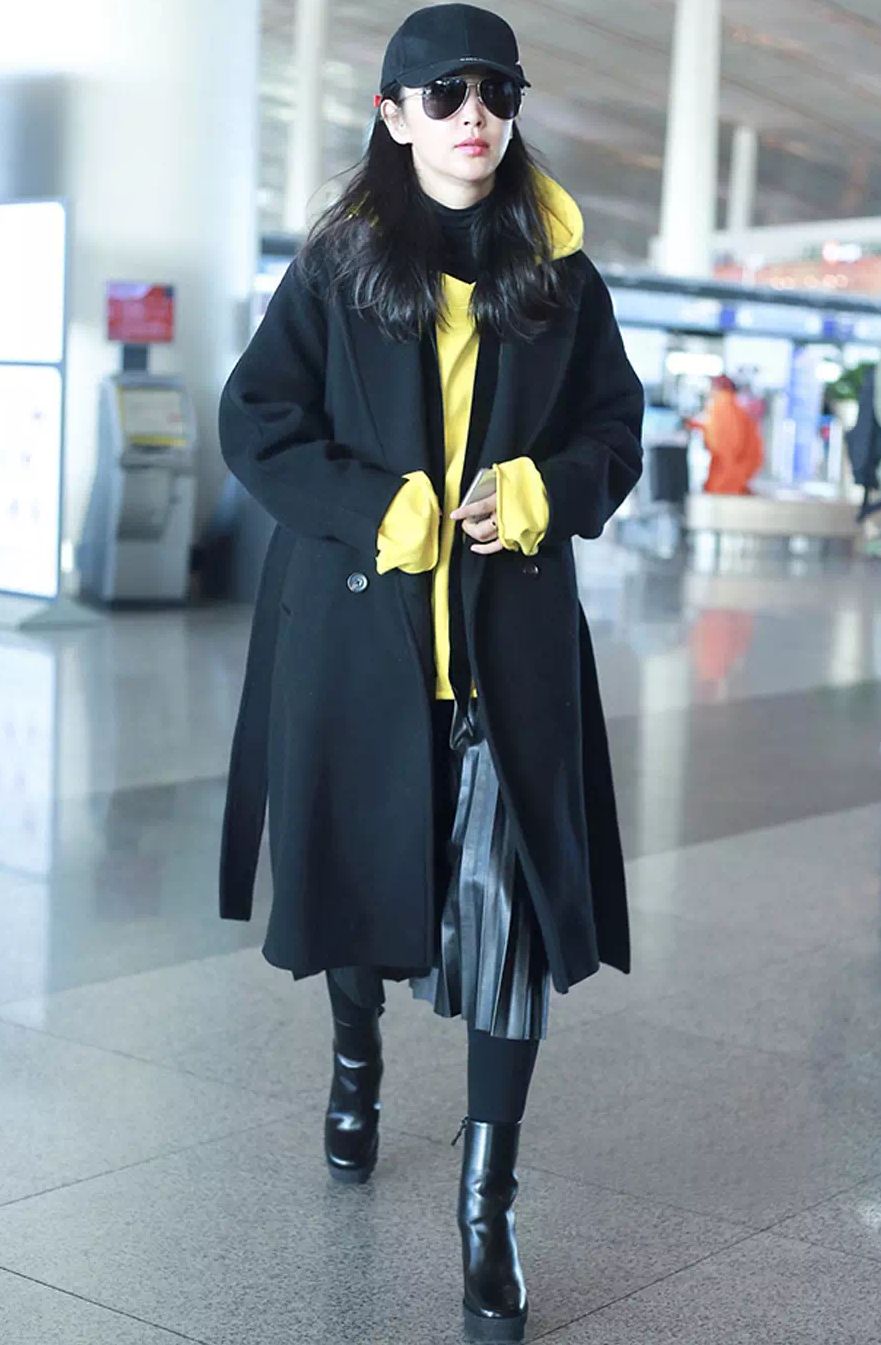 大衣卫衣今冬最火混搭套路时髦炸了