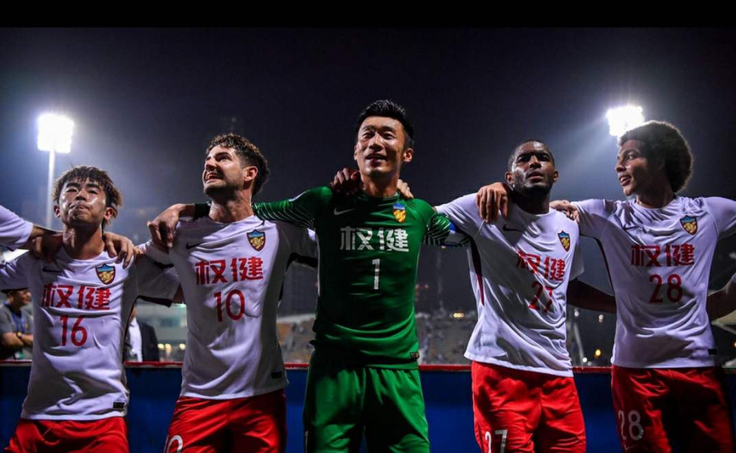 为什么天津球迷十分怀念束昱辉时的天津权健?记者白国华怎么说?