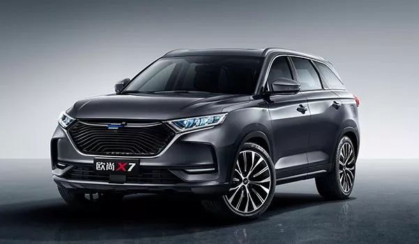 快过年了，入手10万内中型SUV，宽敞舒适有面子