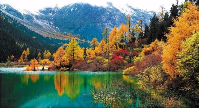 彩池雪山峡谷森林,世界自然遗产,被誉为人间瑶池,美过九寨沟