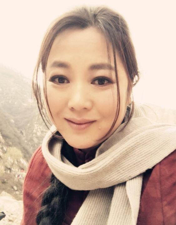 观众都比较喜欢华丽的都市剧,可能因为都市剧画面华丽,剧情接近生活