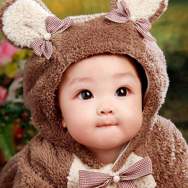 宝妈随即拍照发朋友圈,引众多亲戚朋友前来围观|宝宝|宝妈|出生_新浪