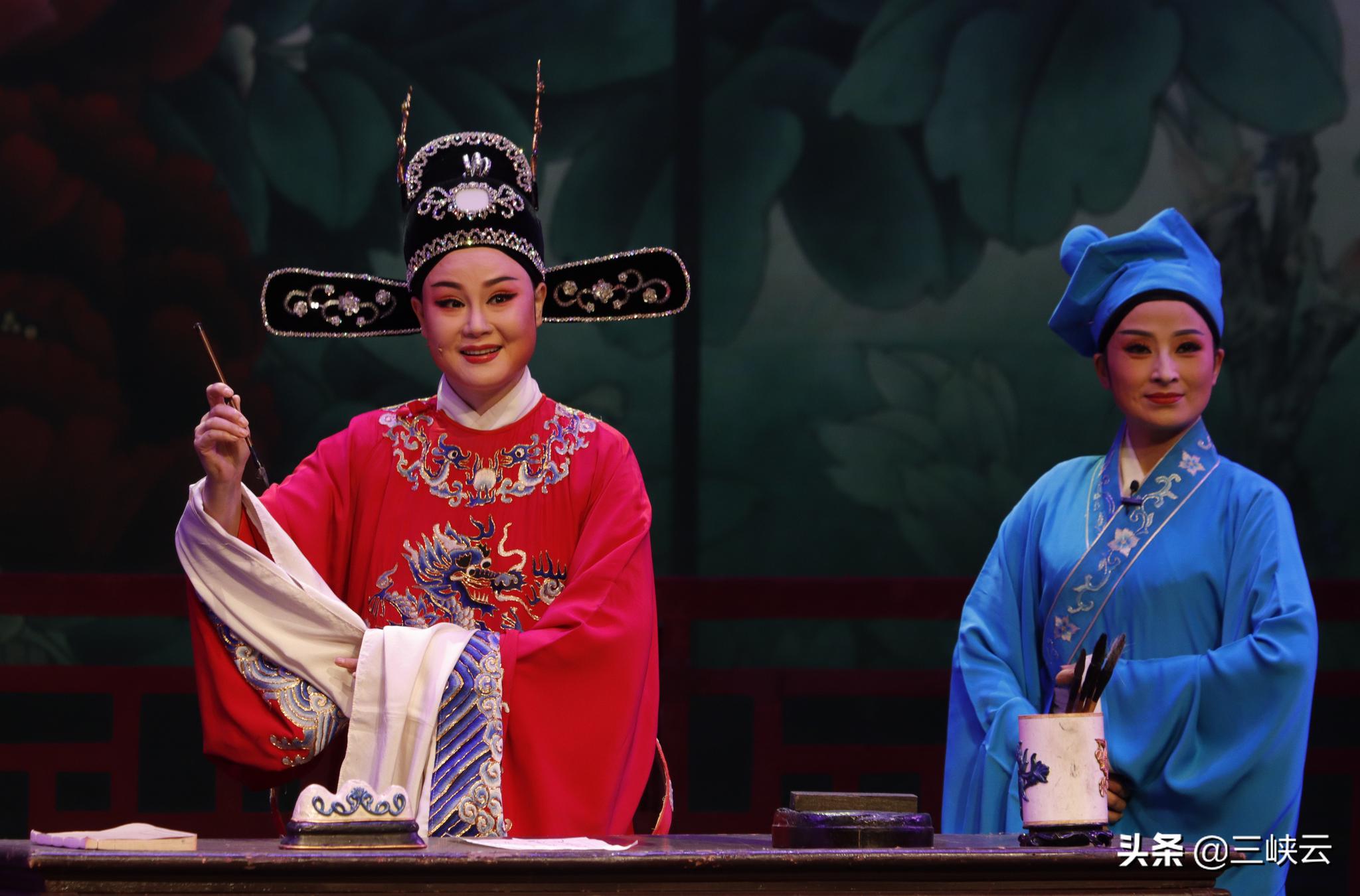 经典传统黄梅戏女驸马宜昌演绎驸马情