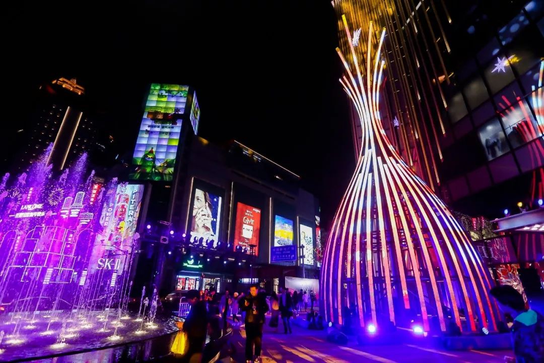 圣诞夜，目睹一座上海购物新地标的完美蜕变