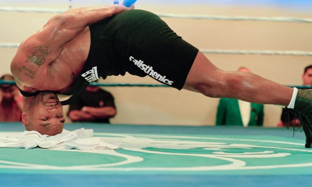 散打讲堂 | 泰森绝技"躲躲猫"遇到中国功夫咏春拳!