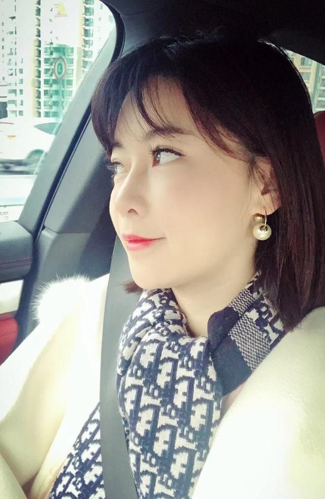 中国国脚效力豪门,夺中超冠军却与娇妻分道扬镳|颜骏凌|朱玥|离婚