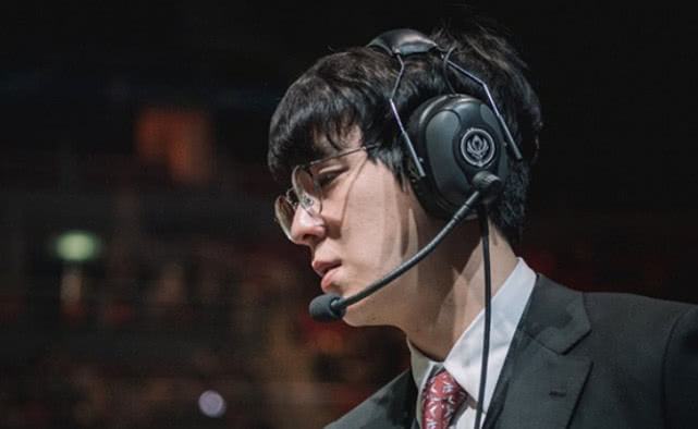 绝代双蕉加冠军教练主力vg成t1级强队