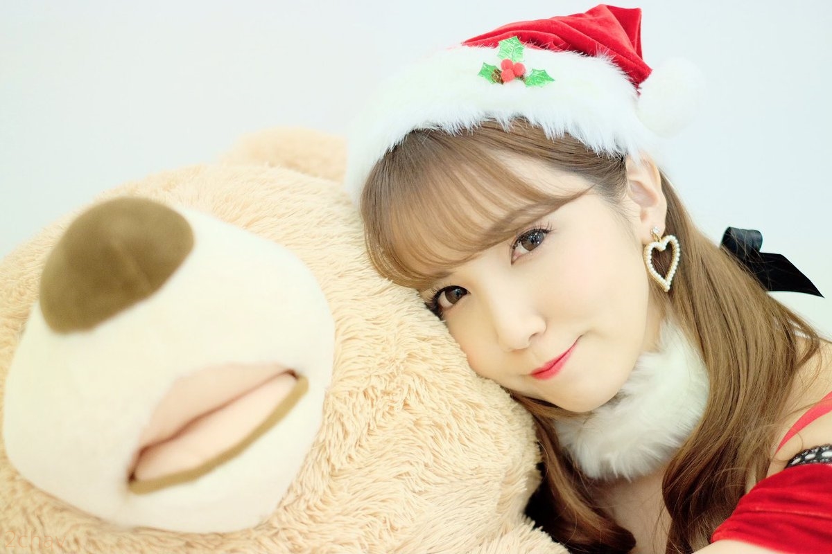 友田彩也香001