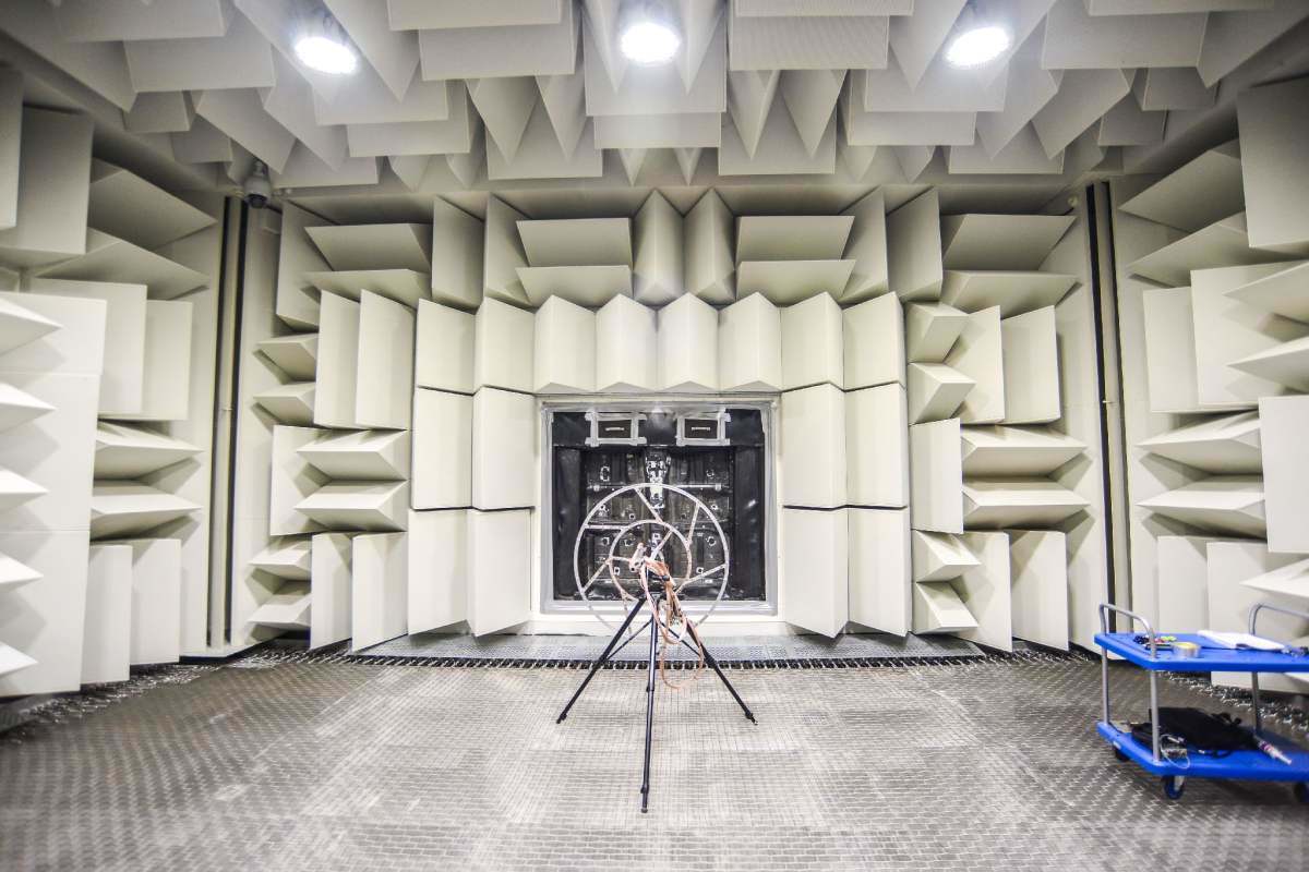 探访一汽奔腾nvh实验室,揭开t99声音的"玄学"奥秘