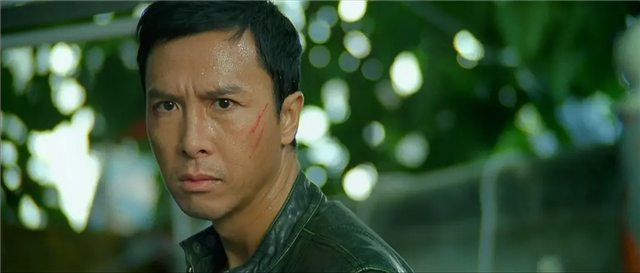 12年前,甄子丹的《破军》打的太猛,演员受伤才改名《导火线》