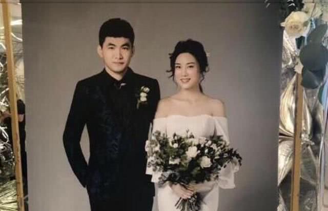 九球天后又晒出新照,和老公婚后生活很幸福,刘莎莎:想减肥了