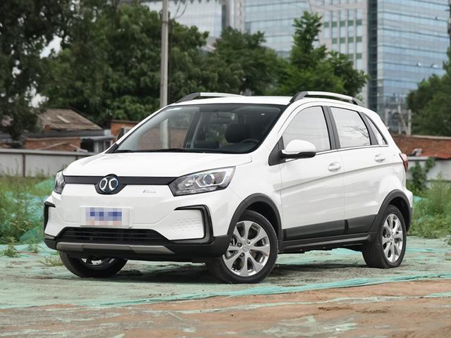 99万元北汽新能源ec5(配置|询价)动力方面,新款元ev360沿用了与老款