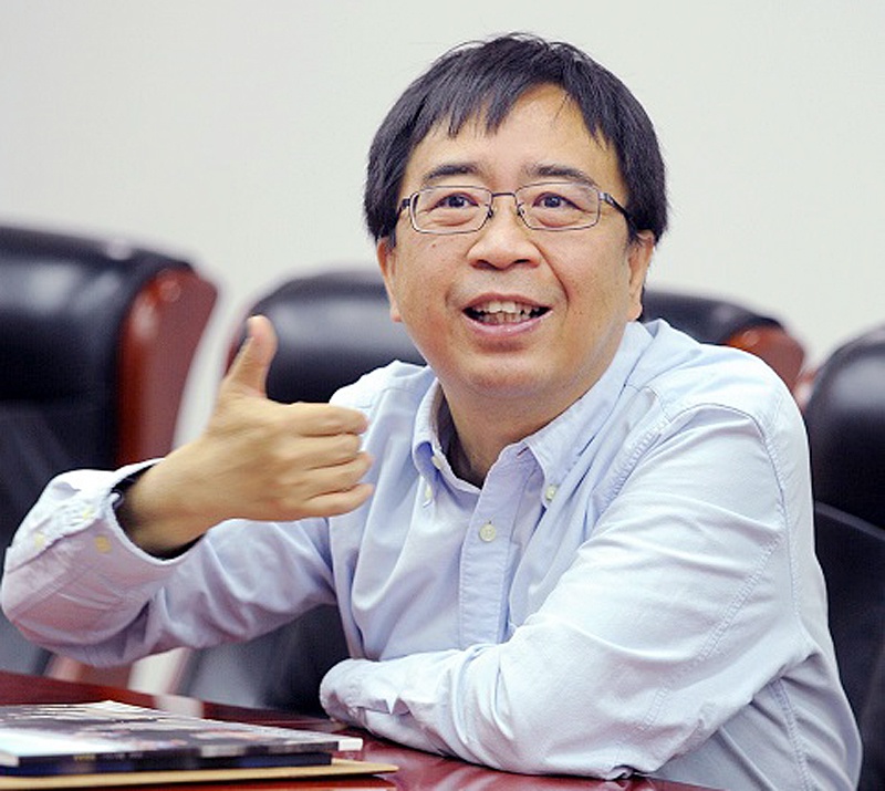 中国量子之父潘建伟研究量子20多年没搞清楚出国肯定回国