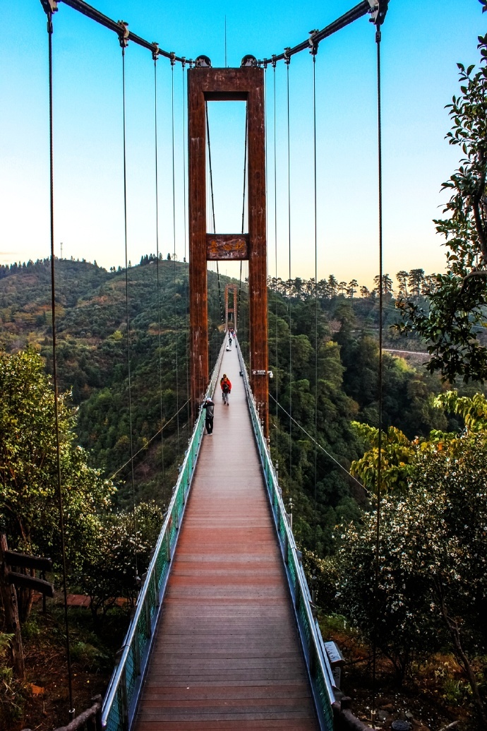 婺源篁岭的垒心桥,梯田花海,《欢乐颂2》中美翻的外景拍摄地!