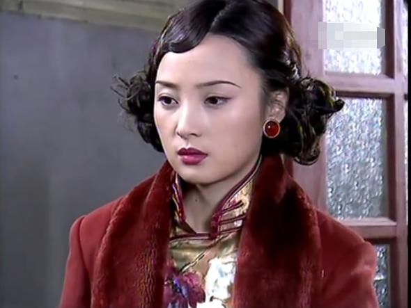 《半生缘》:曼璐付出太多,心理失衡坑害曼桢,告诉我们一个道理