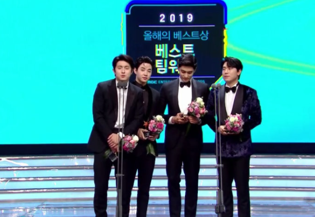 朴多芬和郑扎特没有