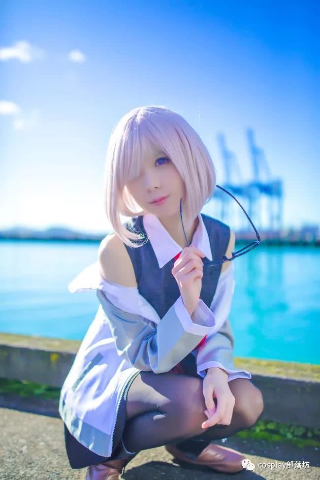 cos:学妹玛修,湖边的这组背景是有点好看了