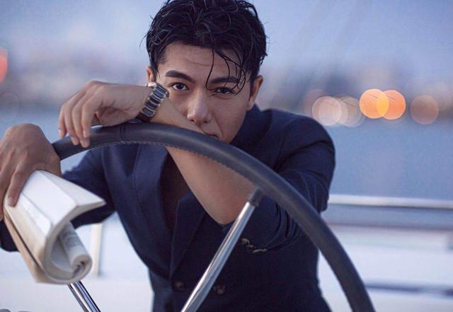 主持人大赛出现王者级选手,冯硕获史上最高分,高光致敬词太耀眼