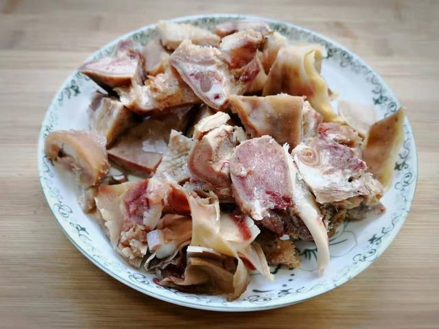 冬至到,药补不如食补,这汤快做给家人喝,比鸡汤还香|羊头肉|药补|羊肉