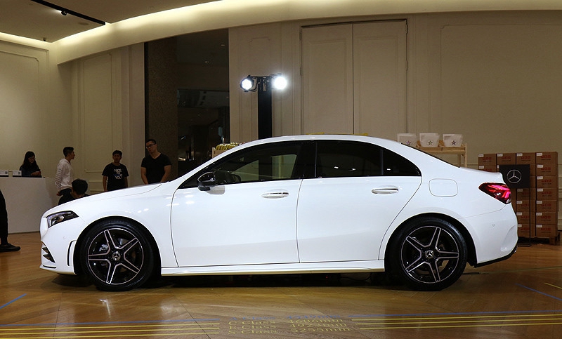 全新梅赛德斯奔驰a系sedan车型近期市场部署表现如何