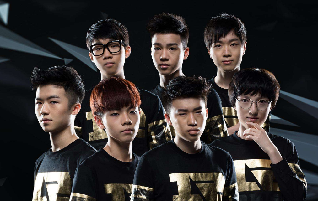 rng七周年,五名选手入驻名人堂!姿态让人意外,但他值得