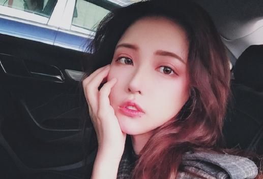 丸子搞怪风格照片出炉各种表情包可爱迷人