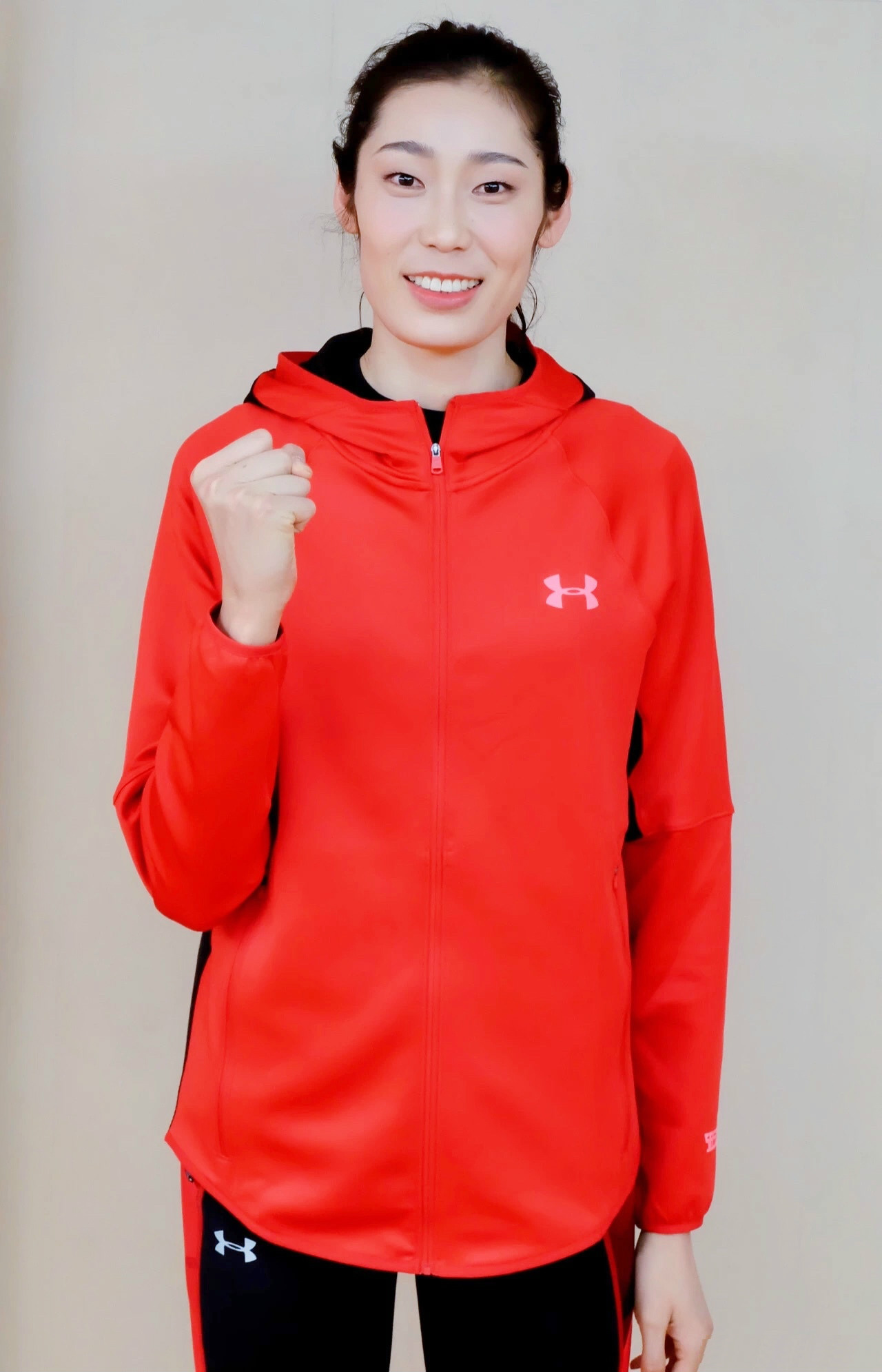 拼了!朱婷,带伤上阵女排半决赛!拿最高得分,攻防核心作用尽显