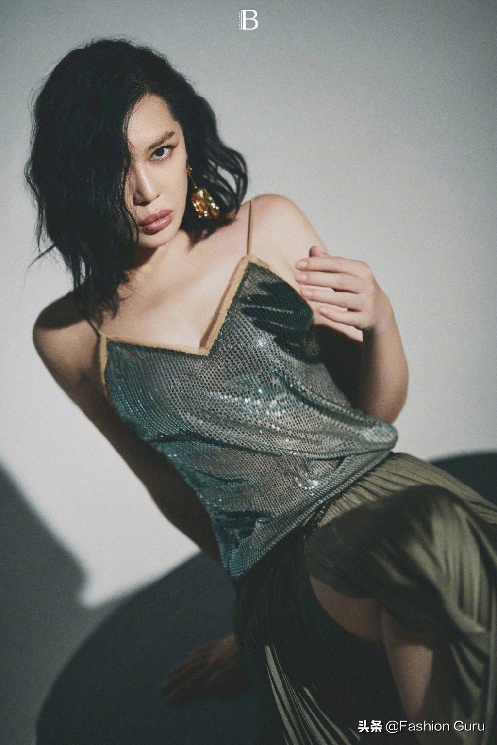 余男bluecharm2020年新刊封面大片