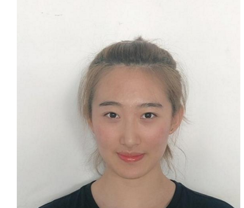 而且雷海林初生牛犊不怕虎的气势,更是让球迷们啧啧称奇,她也充分展现