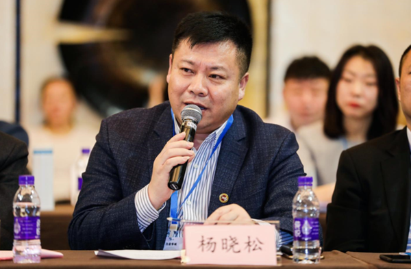 辽宁省民营经济合作商会会长杨晓松发言