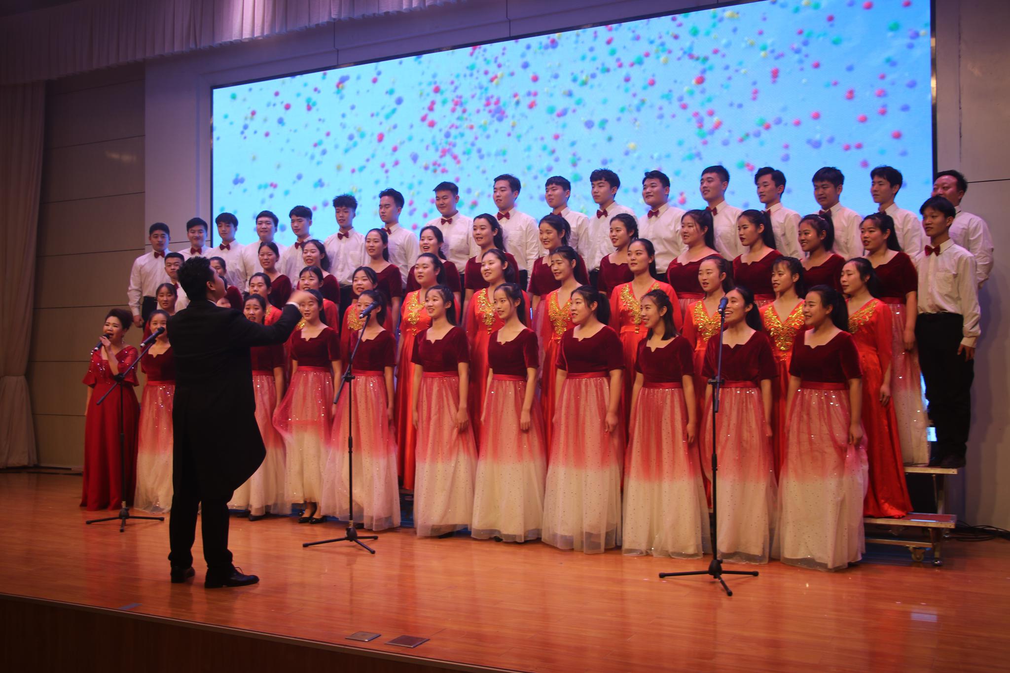 聊城职业技术学院举办“新时代，新辉煌”元旦联欢会