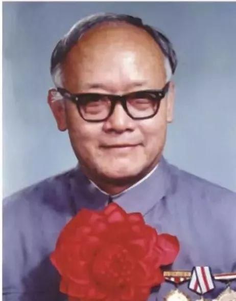 丈夫去世后捐献遗体,5年后妻子离世追随亡夫,14年后白骨重逢休闲区蓝鸢梦想 - Www.slyday.coM 丈夫去世后捐献遗体,5年后妻子离世追随亡夫,14年后白骨重逢休闲区蓝鸢梦想 - Www.slyday.coM