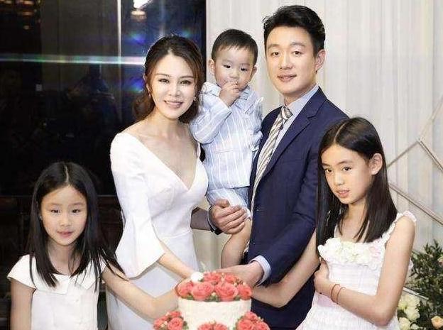 老婆是自己老师,结婚多年来零绯闻,佟大为一直很低调