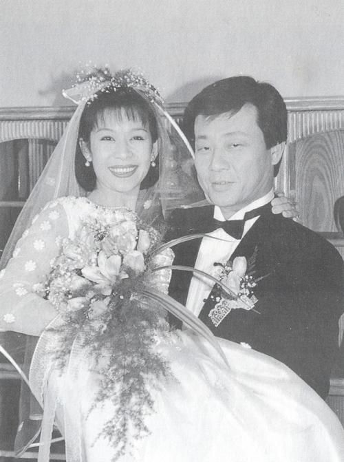 65岁寇世勋近况，两位妻子和睦相处，儿子成最帅星二代