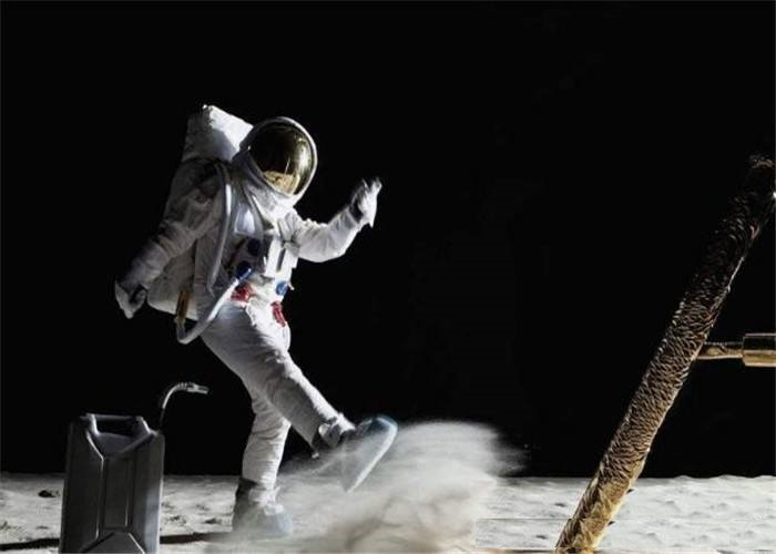 如果宇航员返回地球失败被迫留在月球他们能活下来吗