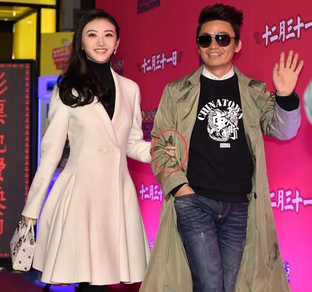 王宝强,景甜同框你们怎么看