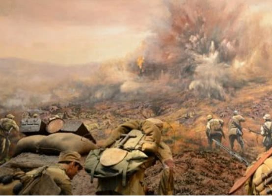 为何战场上前面冲锋兵伤亡少,后面士兵却很多?抗战老兵说出实情