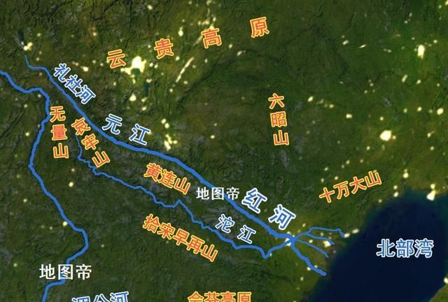 航拍红河三角洲,越南人口最稠密的地方