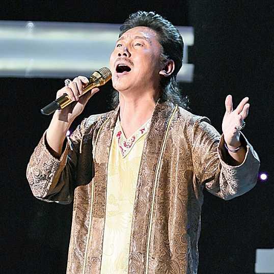 藏族歌王容中尔甲,曾负债超千万,怎样的艰辛才走到今天